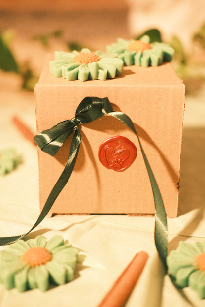 Costi’s Flower Bouquet Box + calendar