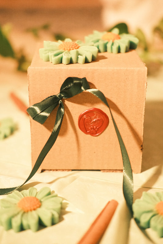 Costi’s Flower Bouquet Box + calendar