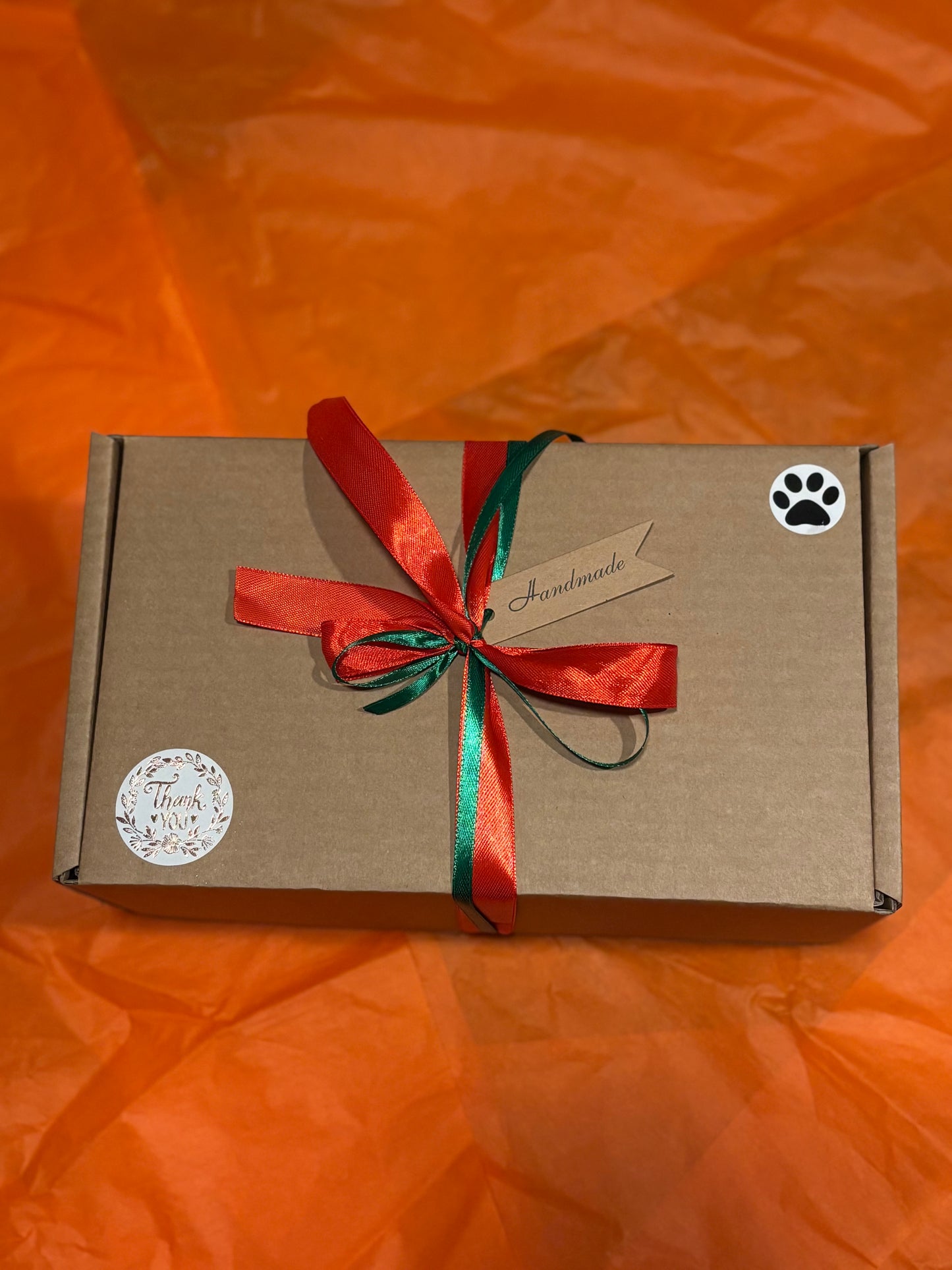 Cutie Costi cu cană